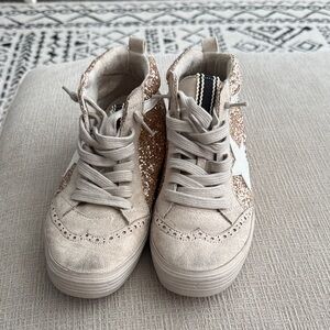 ShuShop Beige and Gold Glitter Sneakers